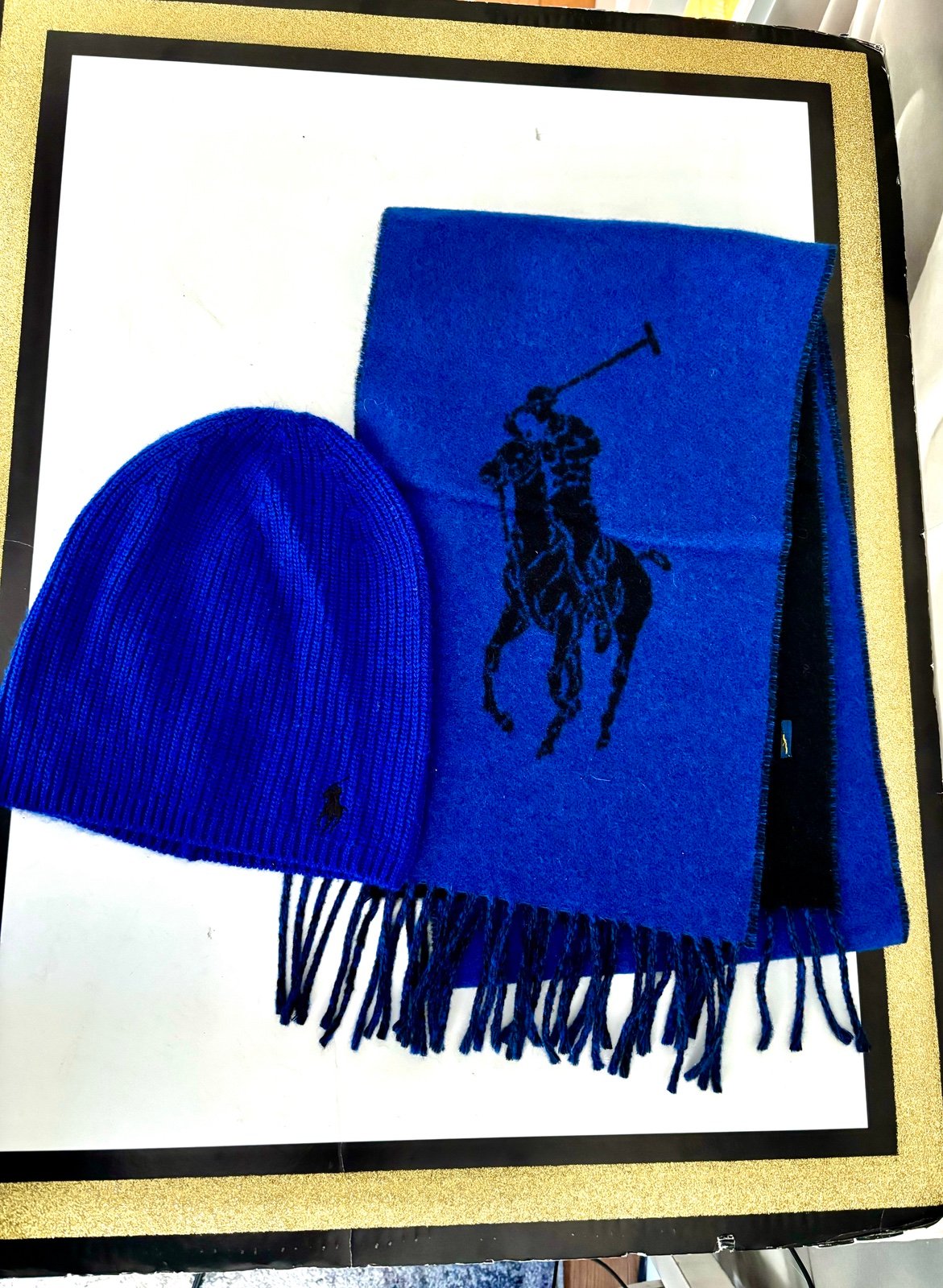 New set scarf & hat