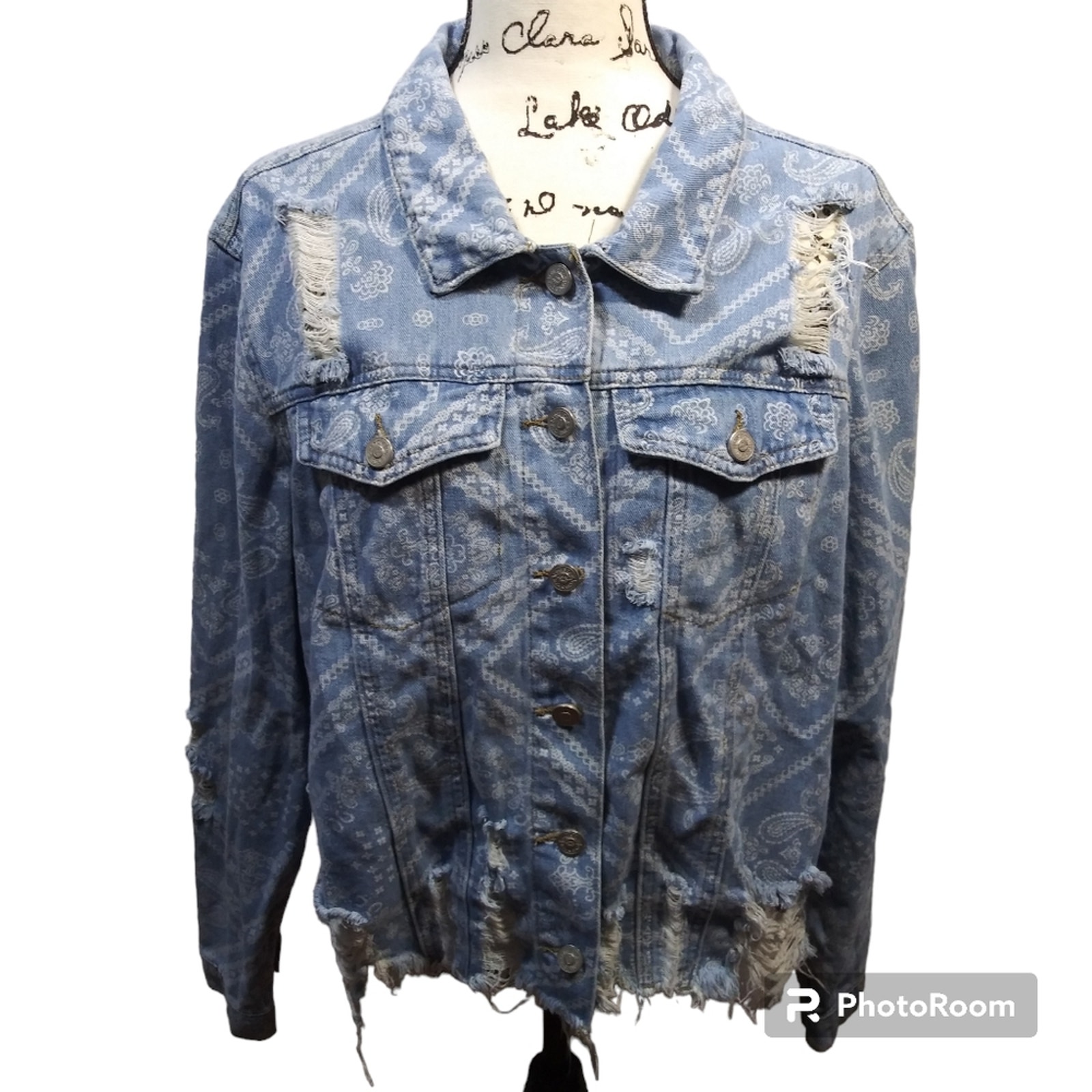ONE5ONE Denim Paisley Heavily Distressed Ripped Jean Jacket Size 2X NWT