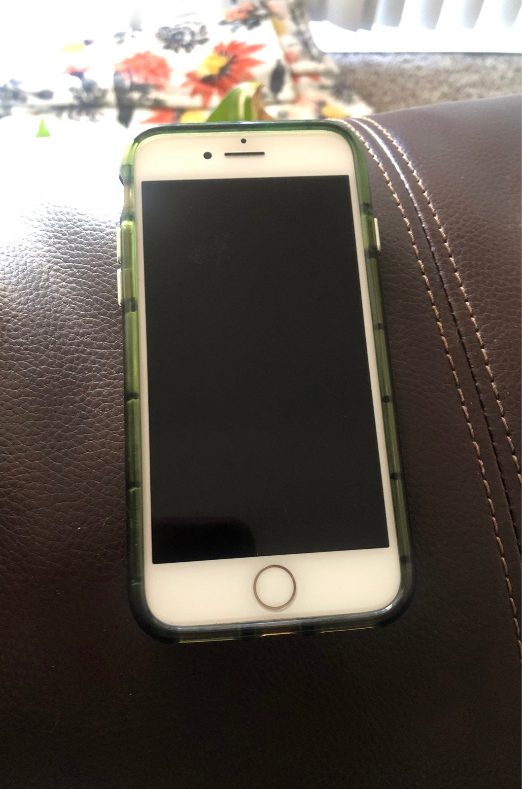 iPhone 7 Gold 128 gigabytes Unlocked