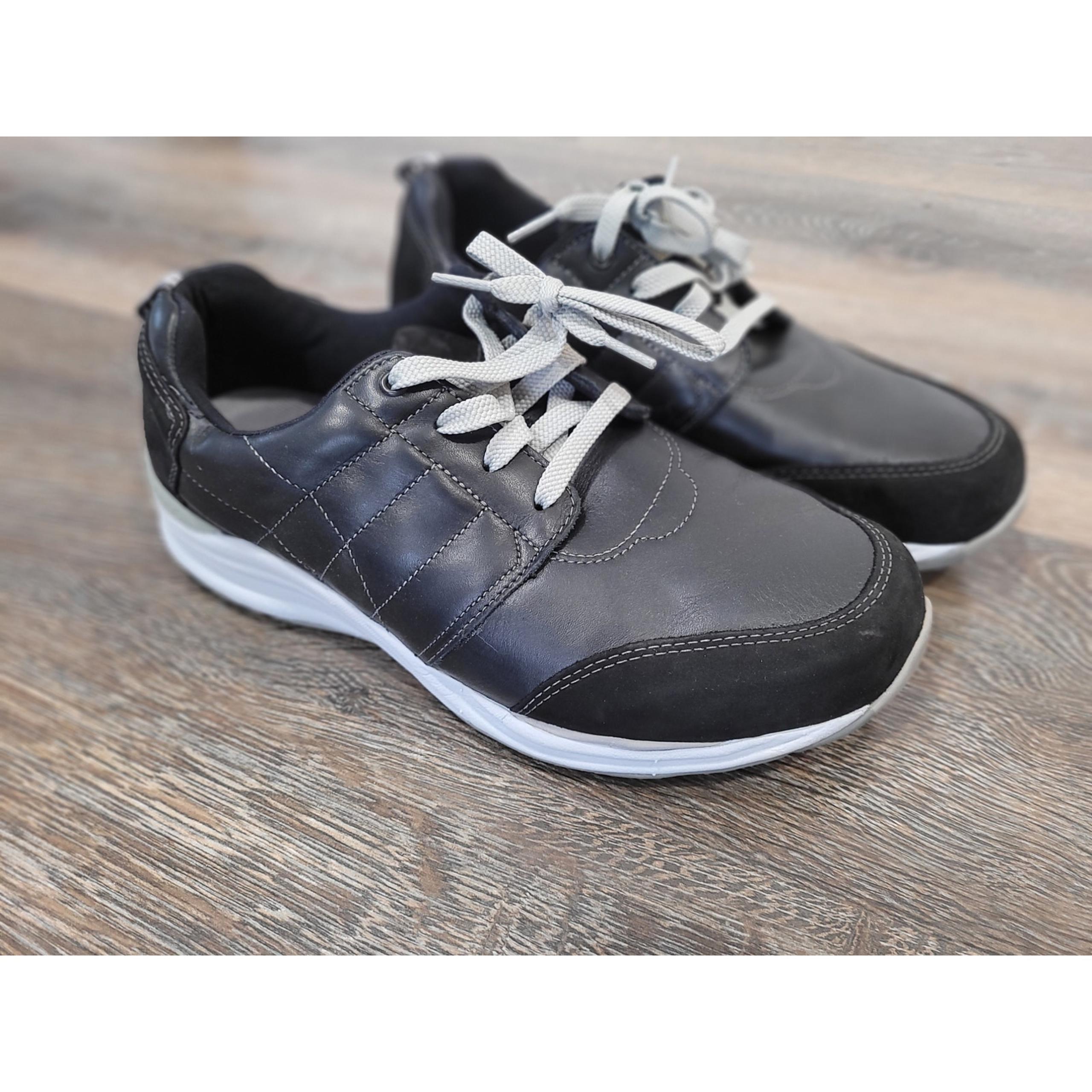 SAS Venture Black Men's size 9 Wide #3