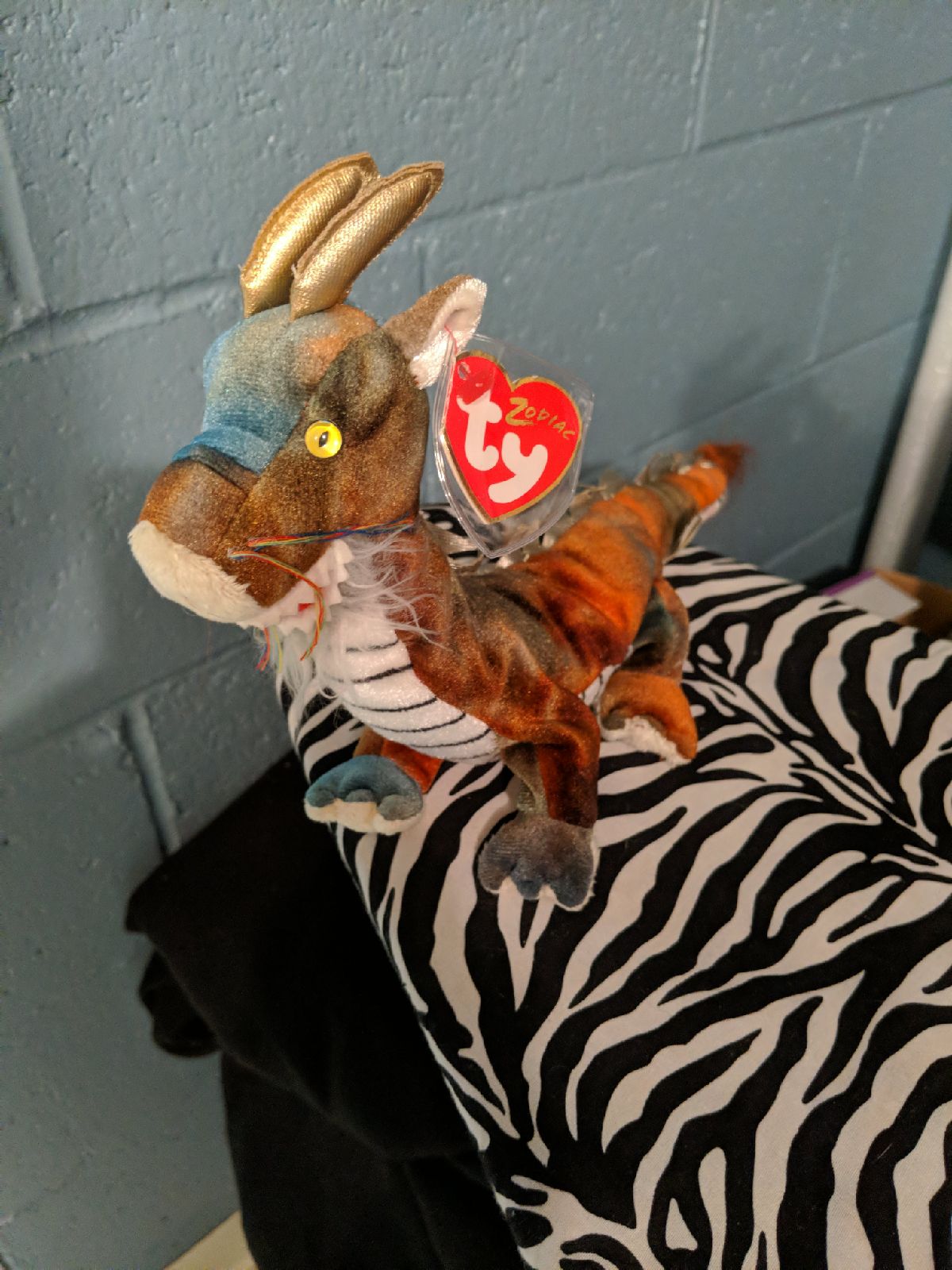 ty beanie babies Dragon