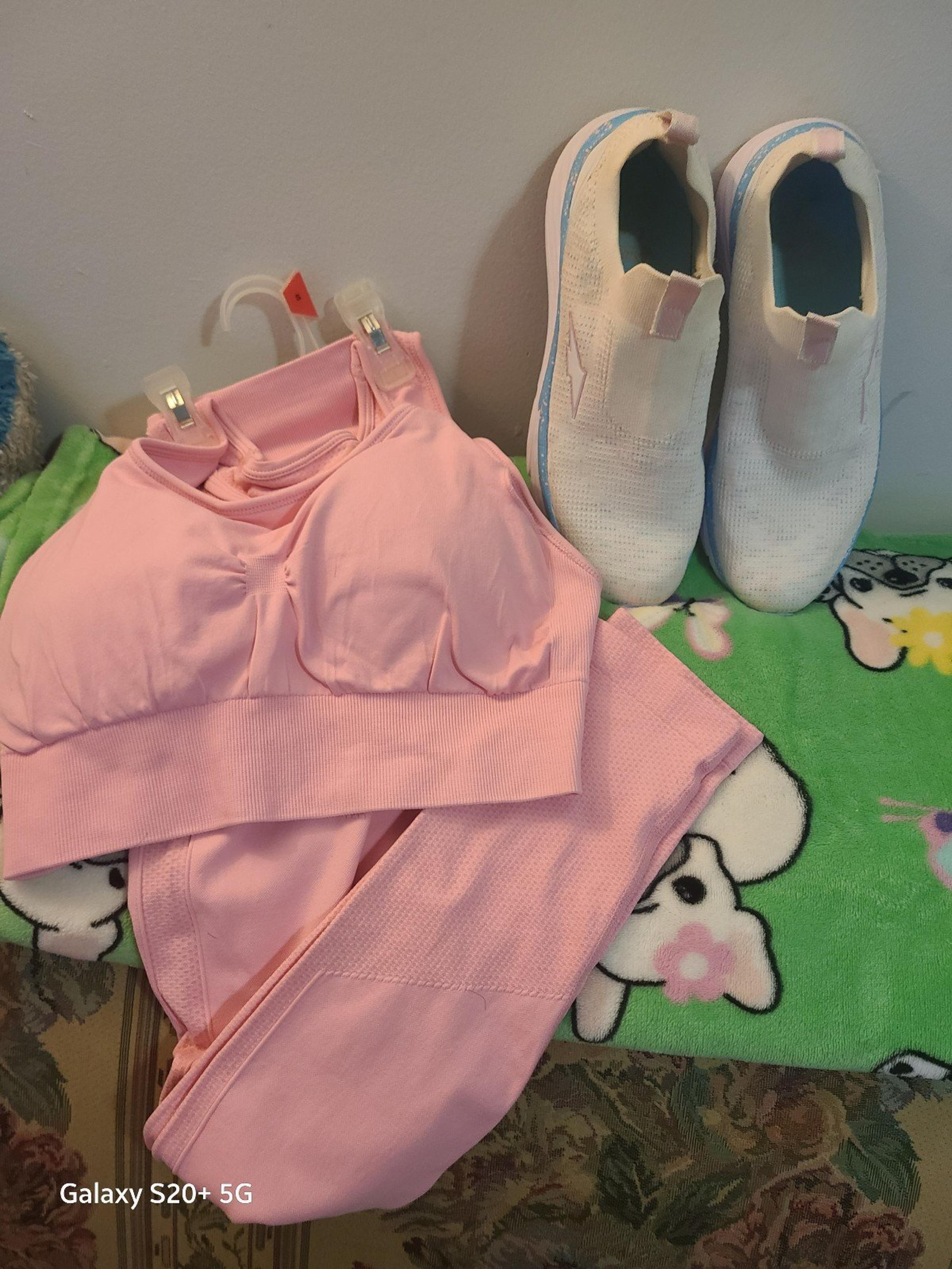 Womens gym set.