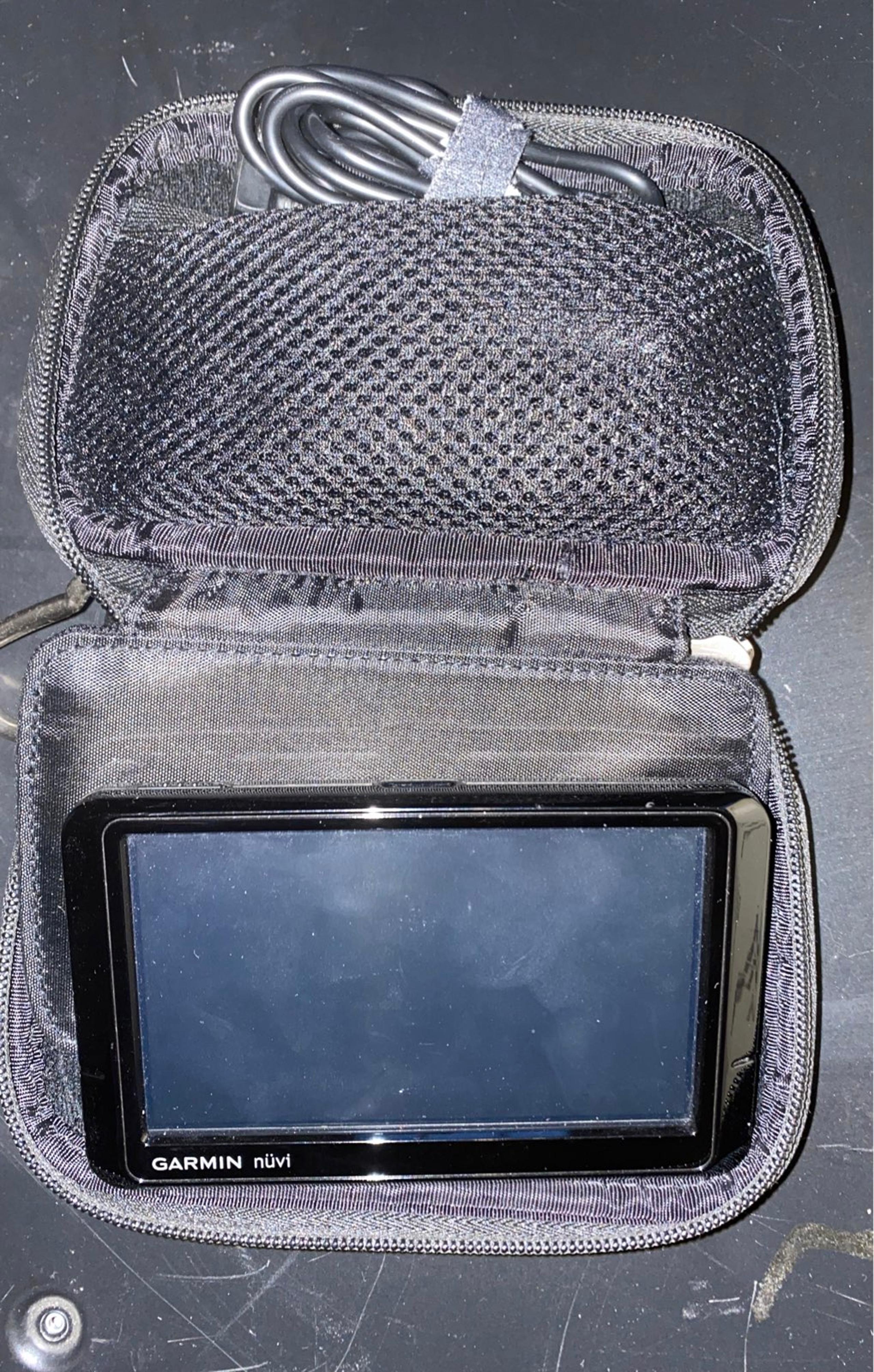 Garmin Nuvi 250W Automotive GPS Navigation Unit