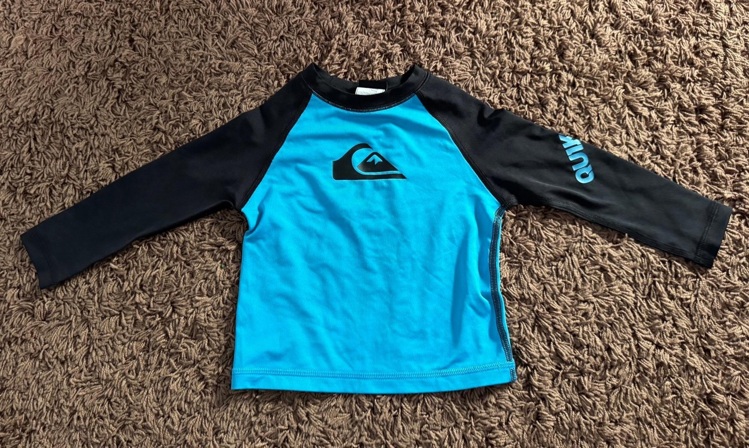 Quiksilver Boys Long Sleeve Rashguard Surf Shirt - Youth Size: 2(T), Black/Blue