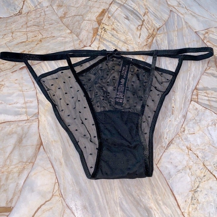 New VS Panty String Bikini Strappy Cheeky Cut Out Panties Limited Edition Large