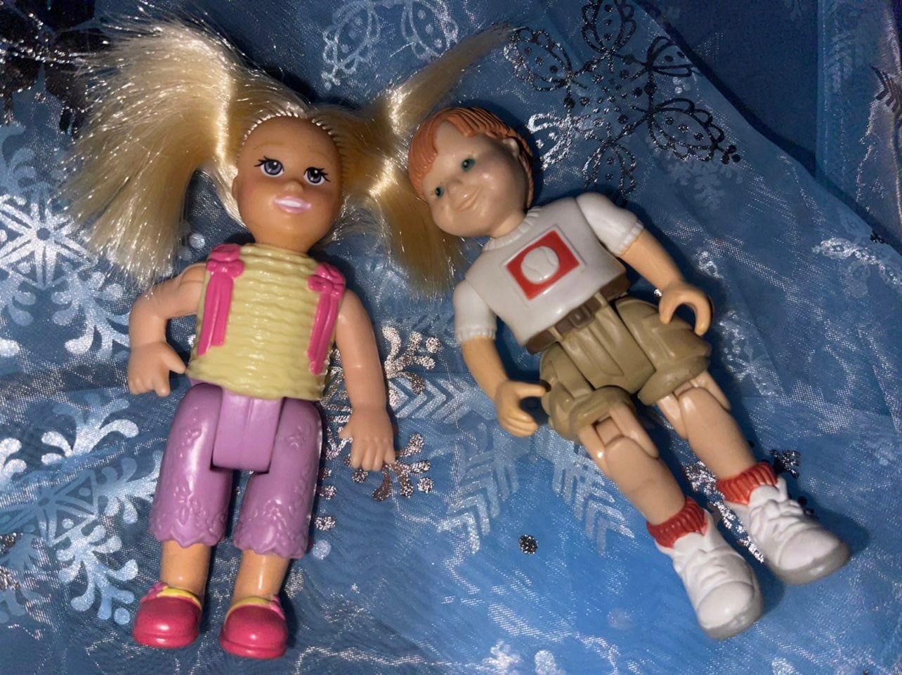 Fisher-Price loving family boy and girl doll house