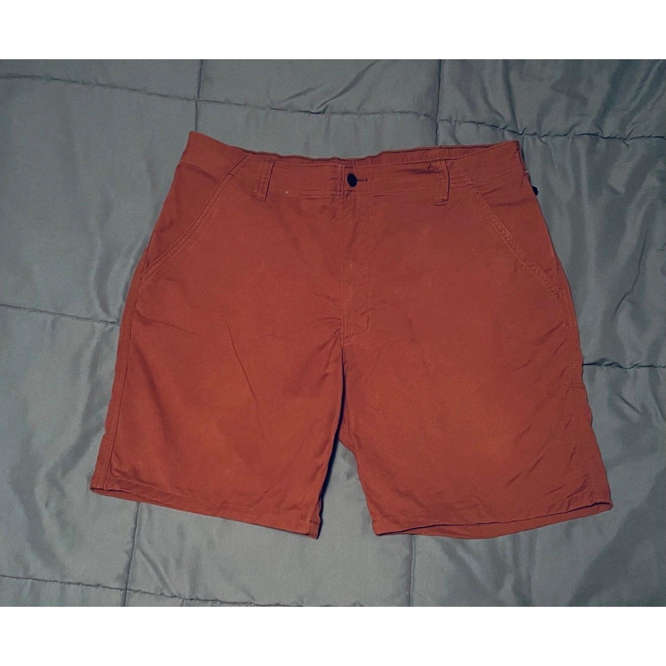 Wrangler Shorts Mens 38 Red Maroon Burgundy Stretch Casual Outdoor Hiking Golf