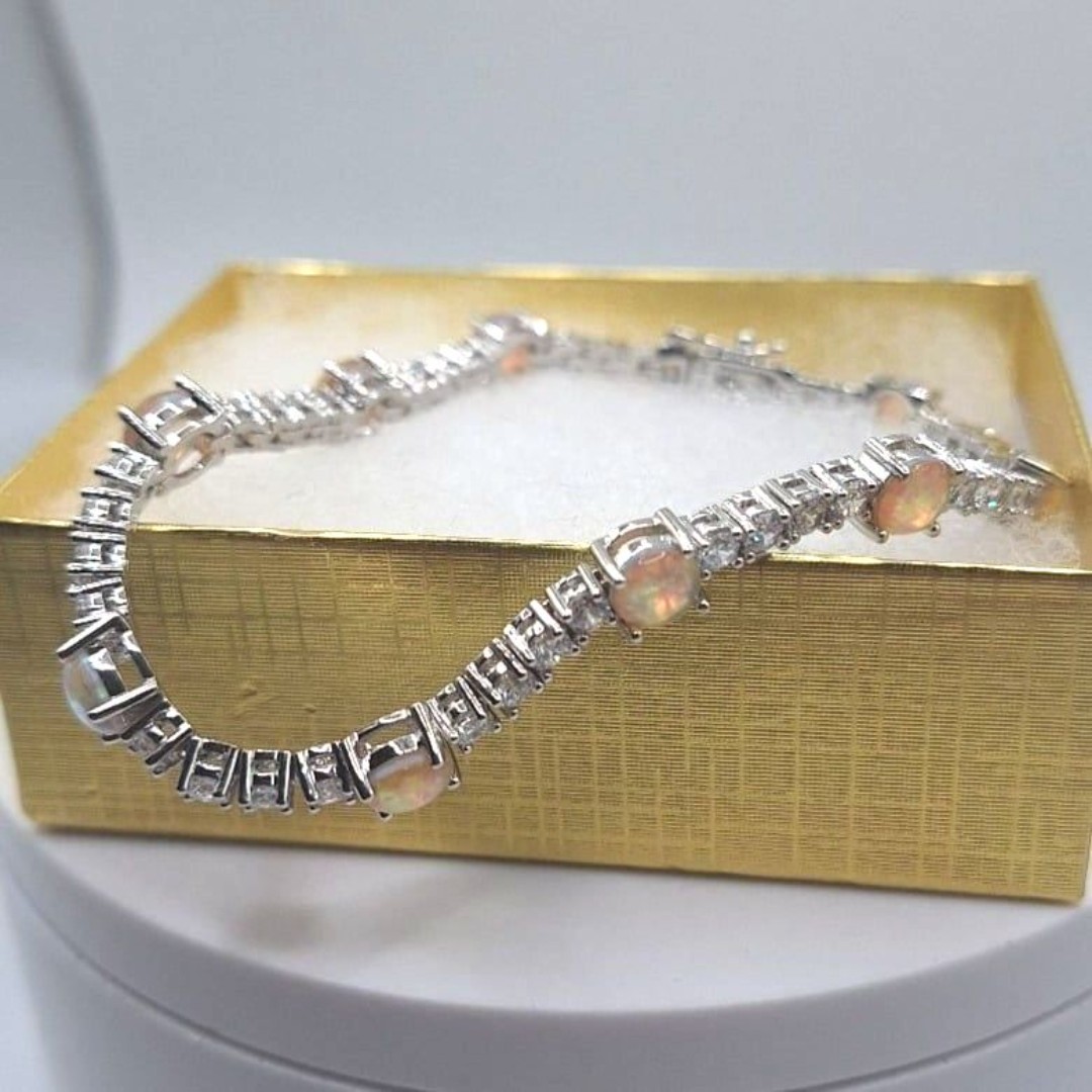 NEW Beautiful Opal & White Topaz Design Bracelet