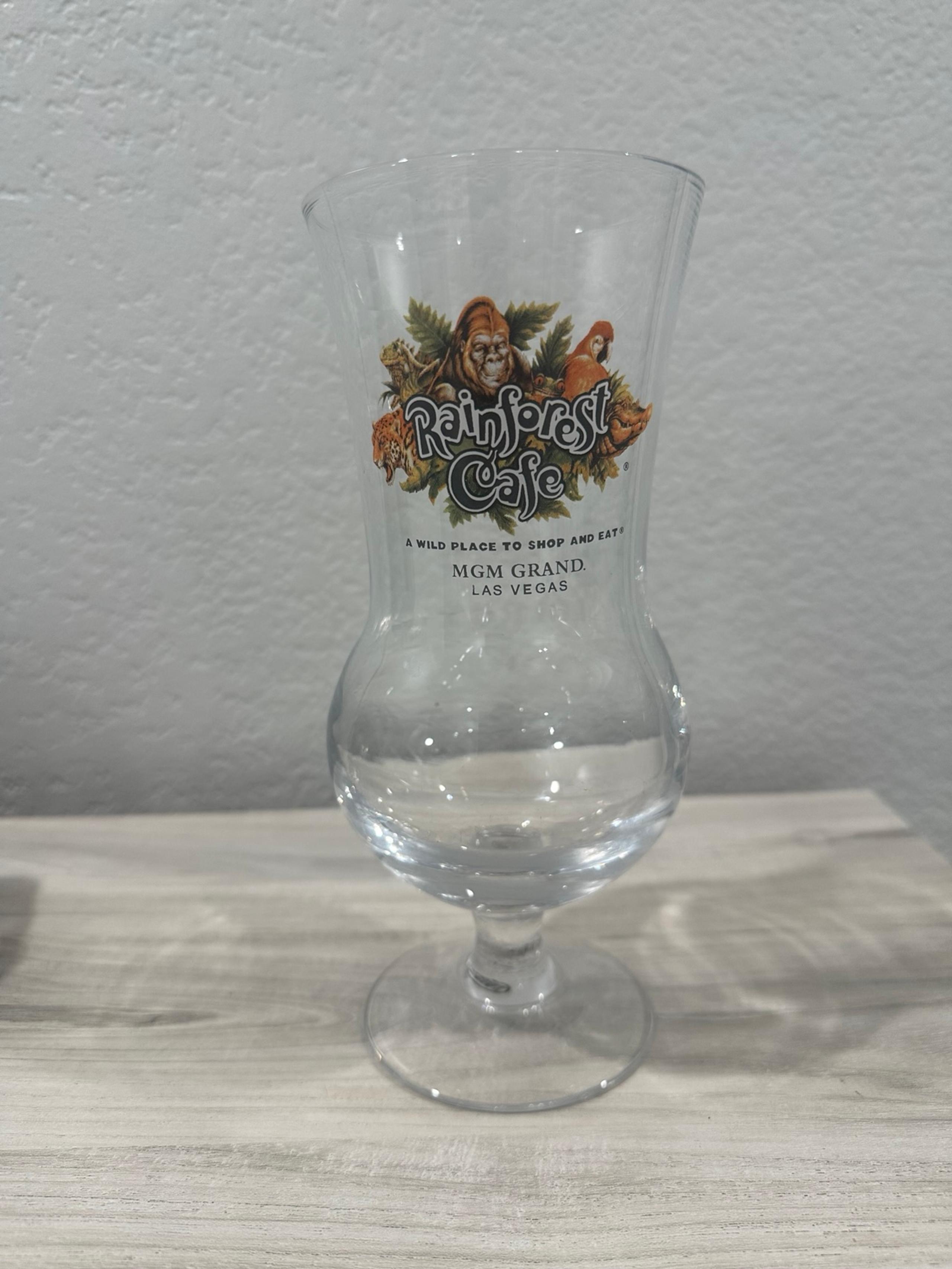 Rainforest Cafe Las Vegas Hurricane Glass great condition