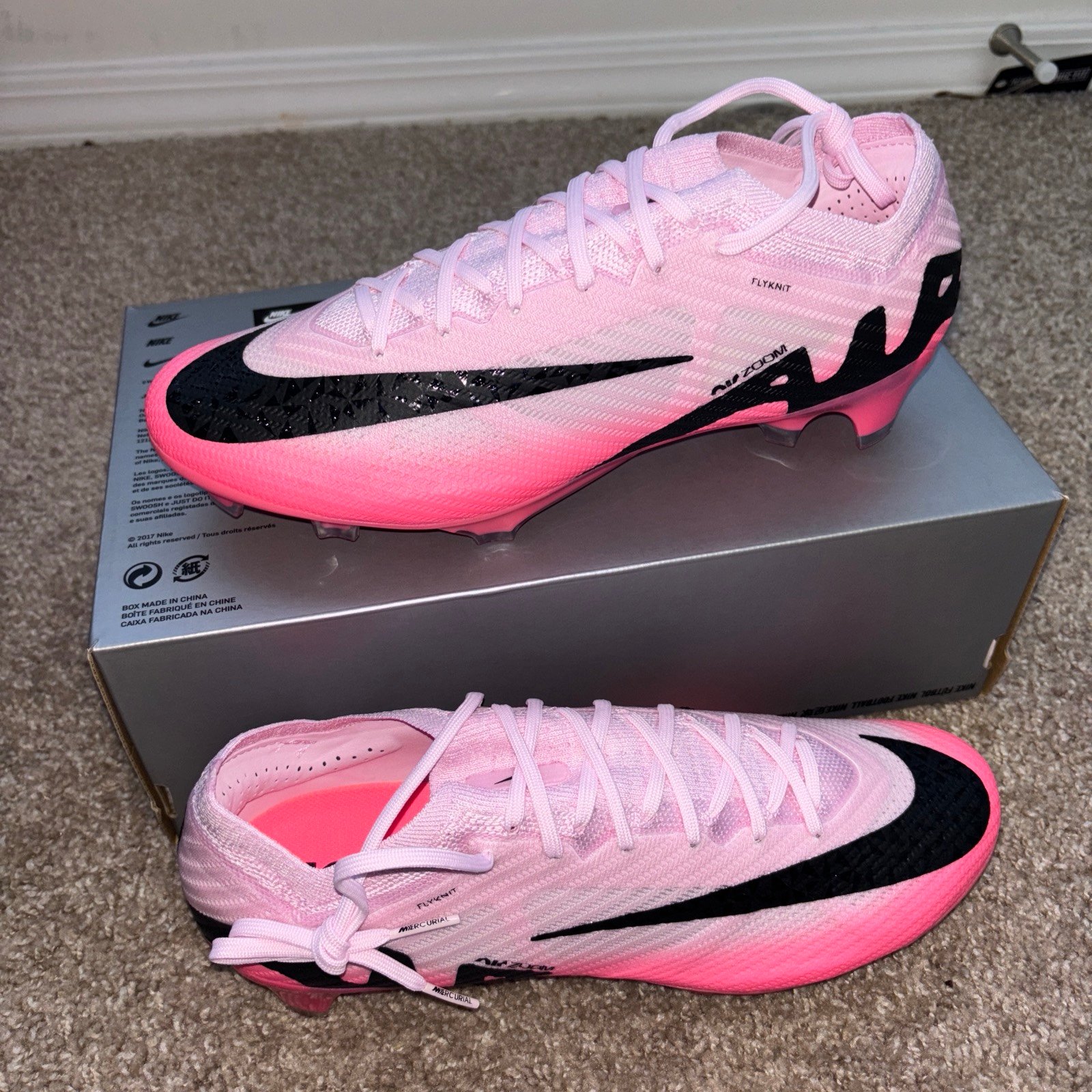 Size 9.5 - Nike Zoom Mercurial Vapor 15 Elite FG Tournament Pack (DJ4978/601)