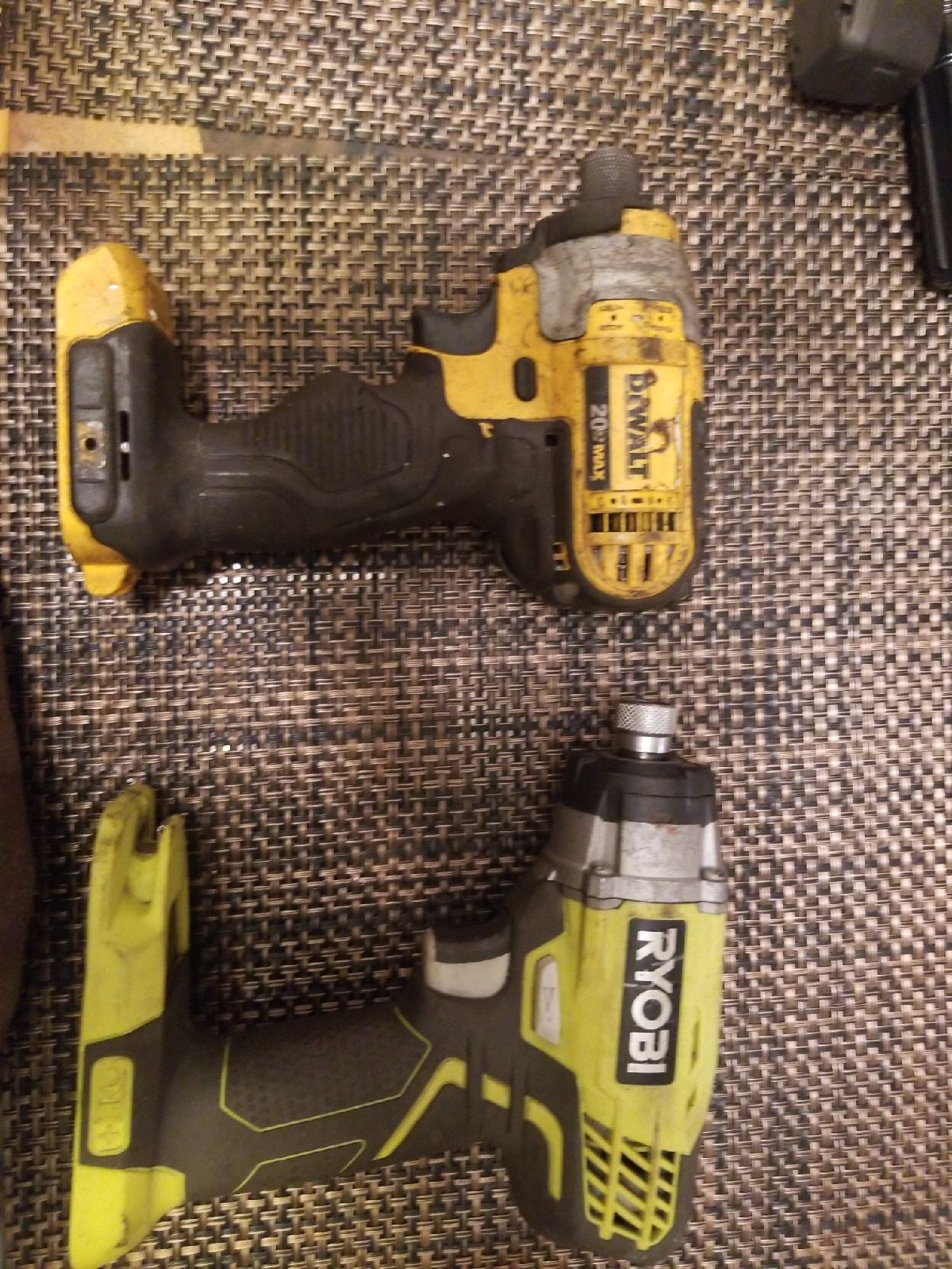 1/4 impact wrench ryobi 18v and dewalt D