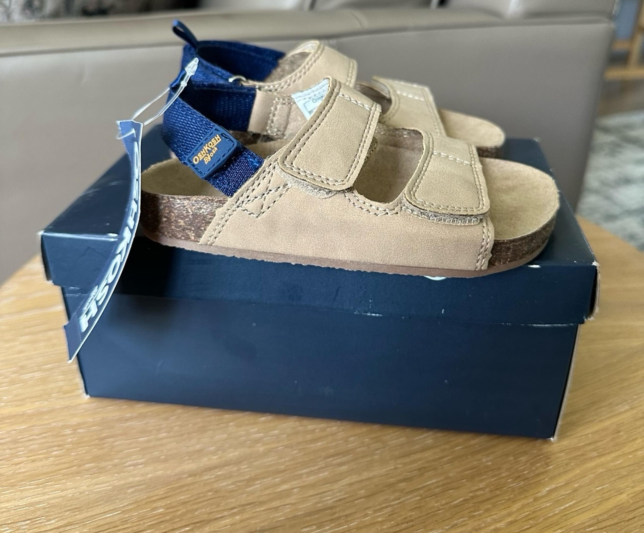 NWT OSHKOSH B’GOSH EZEQUIEL Sandals Tan TODDLER BOYS Size 8