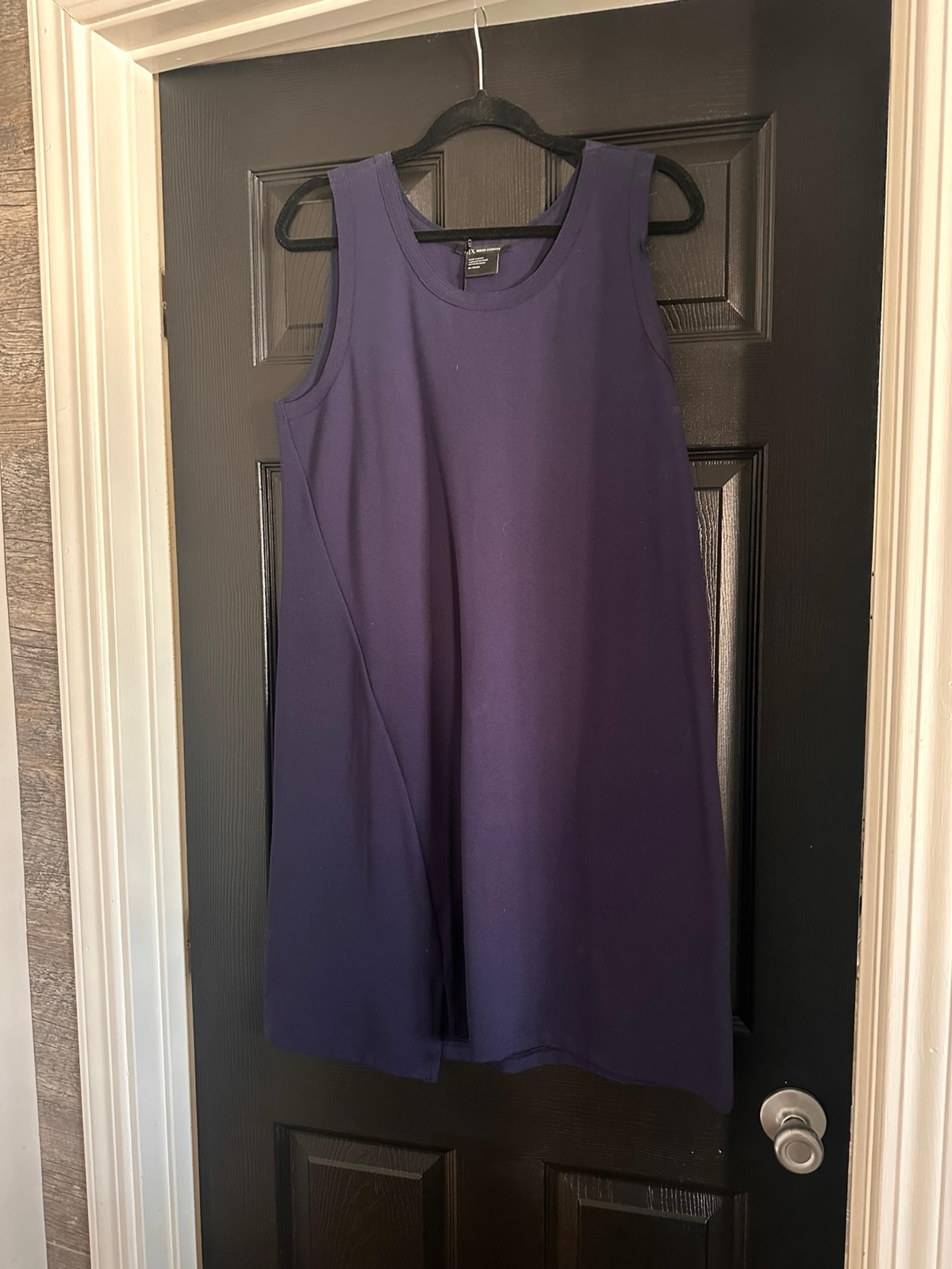 Navy dress