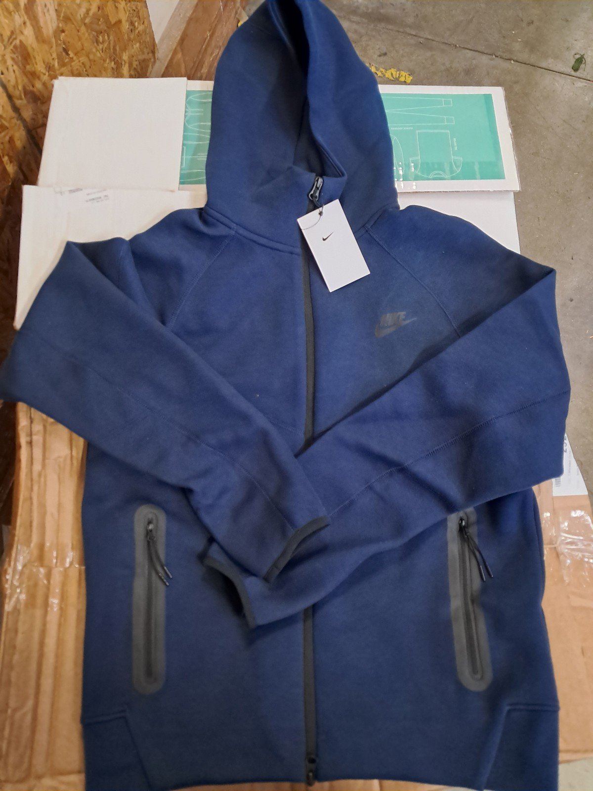 NIKE TECH FLEECE HOODY