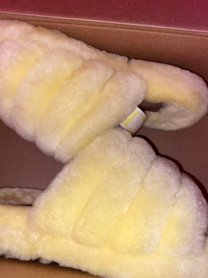 slippers