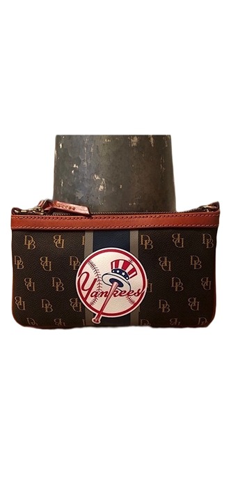 Dooney & Bourke Yankee Crossbody LTD EDITION ML NWT​