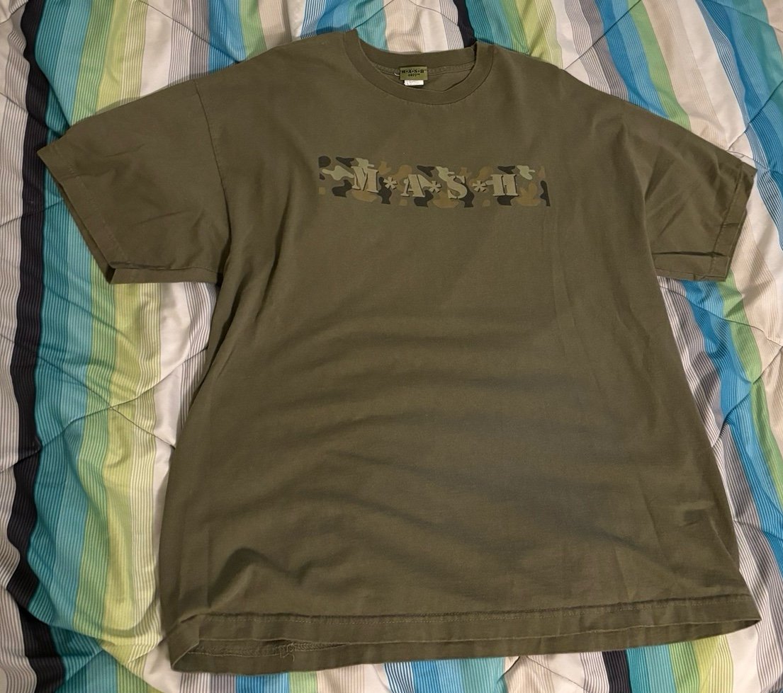 VTG MASH 4077th Box Logo Shirt