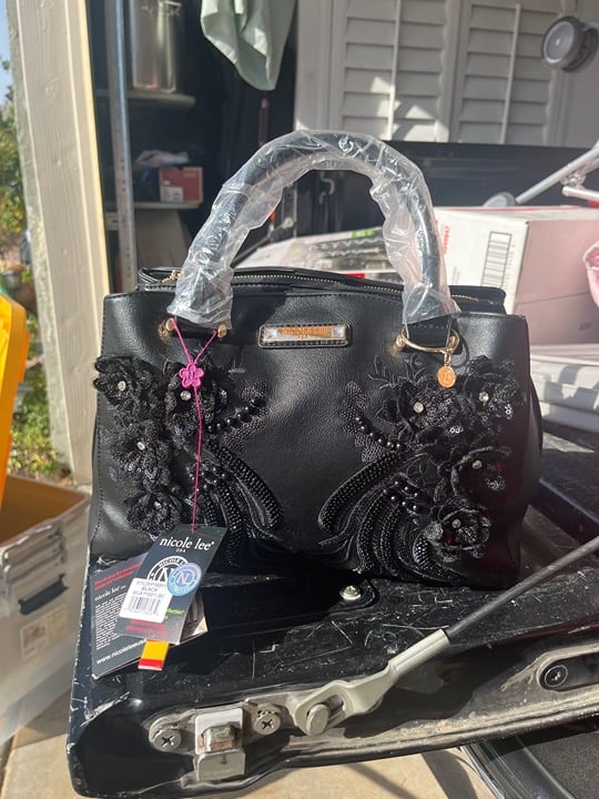 nicole lee purse