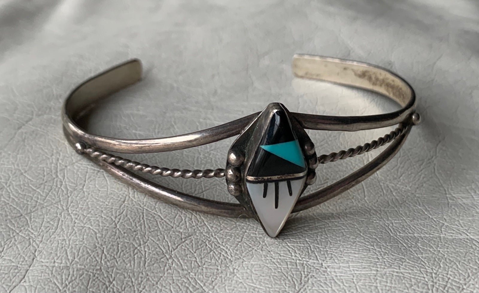 Vintage Signed Native American Inlaid Bracelet