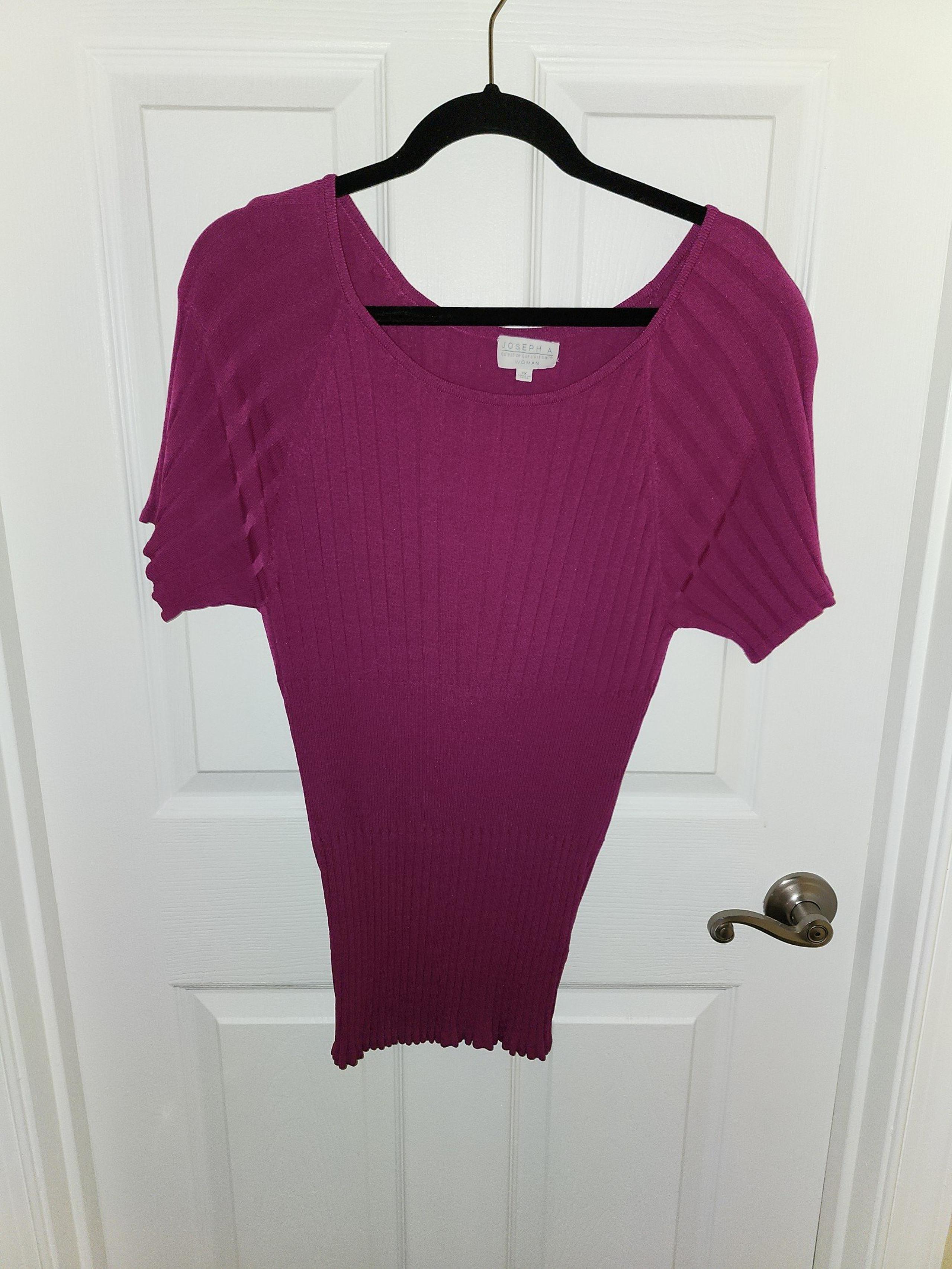 Joseph A Plus 1X Short Sleeve Knit Ribbed Top
