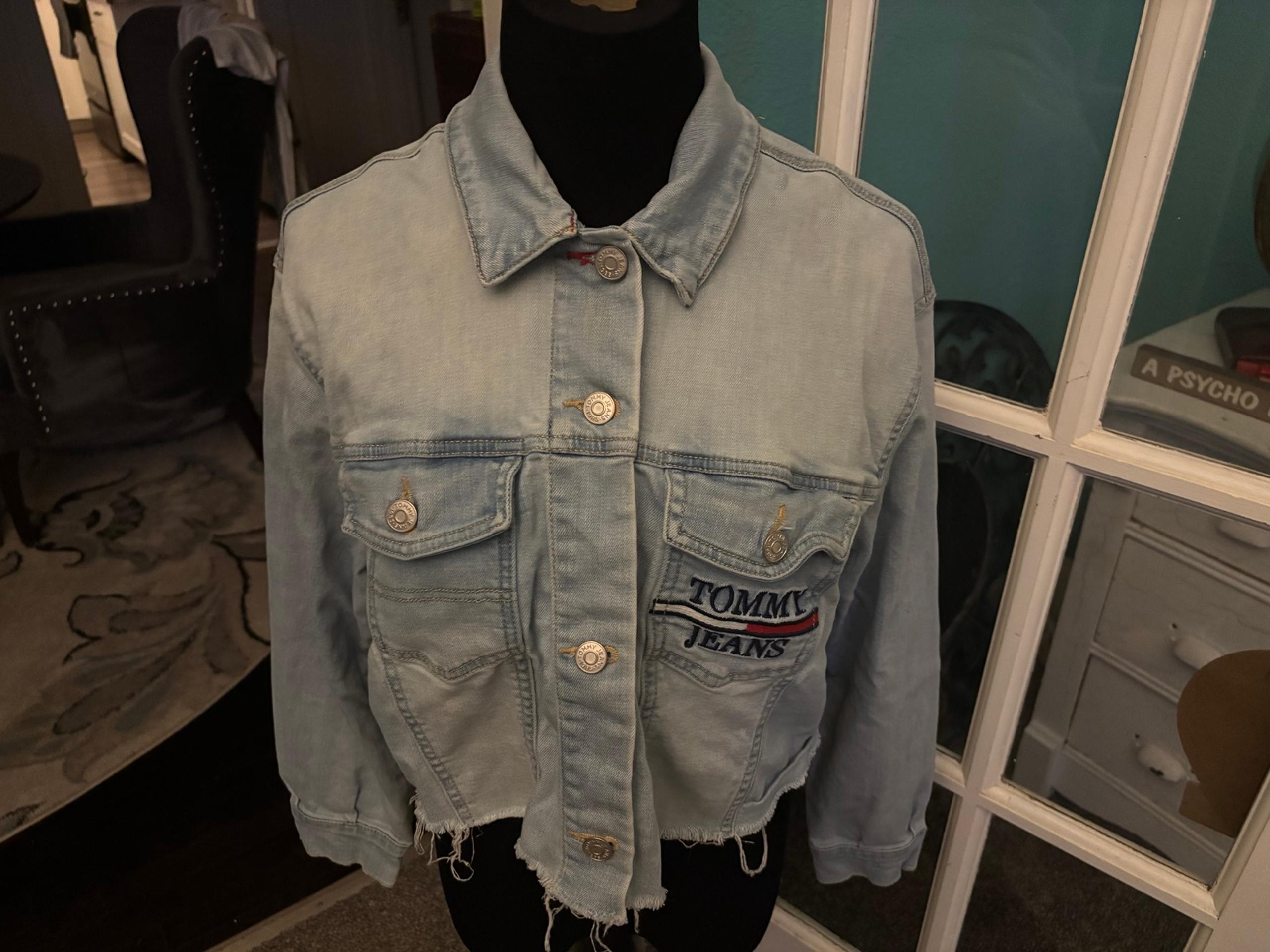 Ladies cropped jean jacket by Tommy Hilfiger size small