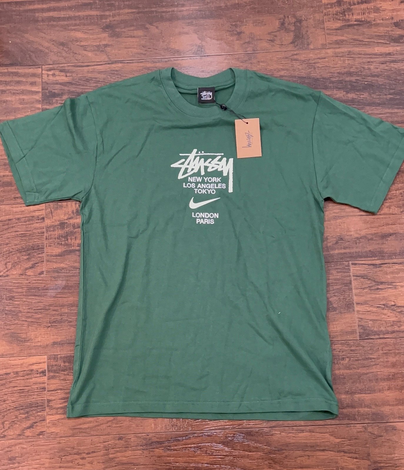 Stussy x Nike International Green T Shirt Size Small
