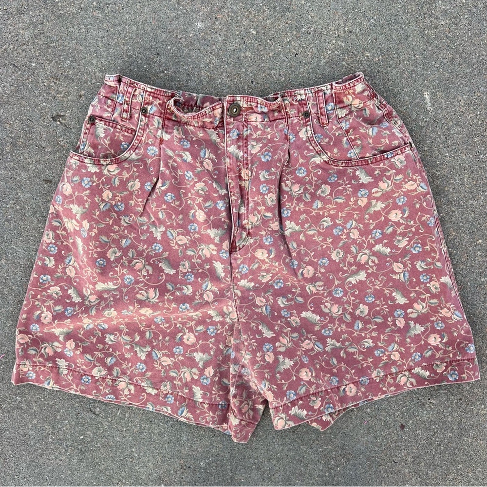 Vintage 90s Liz Wear Muted Maroon Pink Floral High Rise Pleated Mom Shorts Sz 14