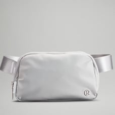 Lululemon everywhere belt bag