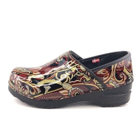 Sanita Chaya Arabesque Patent Leather Professional Clogs EU 38 Womens Size 7-7.5