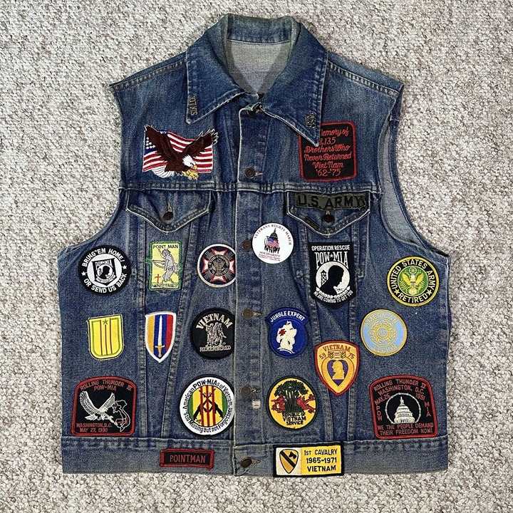 Vintage 1970s Vietnam War POW MIA Biker Jean Jacket With 36 Patches 23.5 x 26