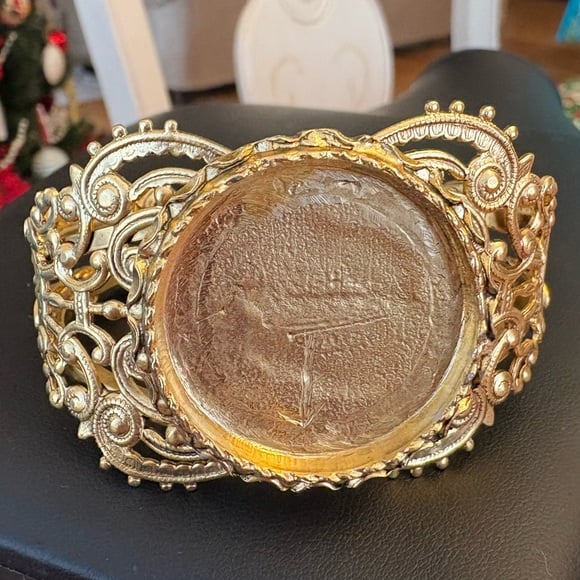 Miss Ellie NYC grand filigree hinged cuff bracelet gold READ DESCRIPTION