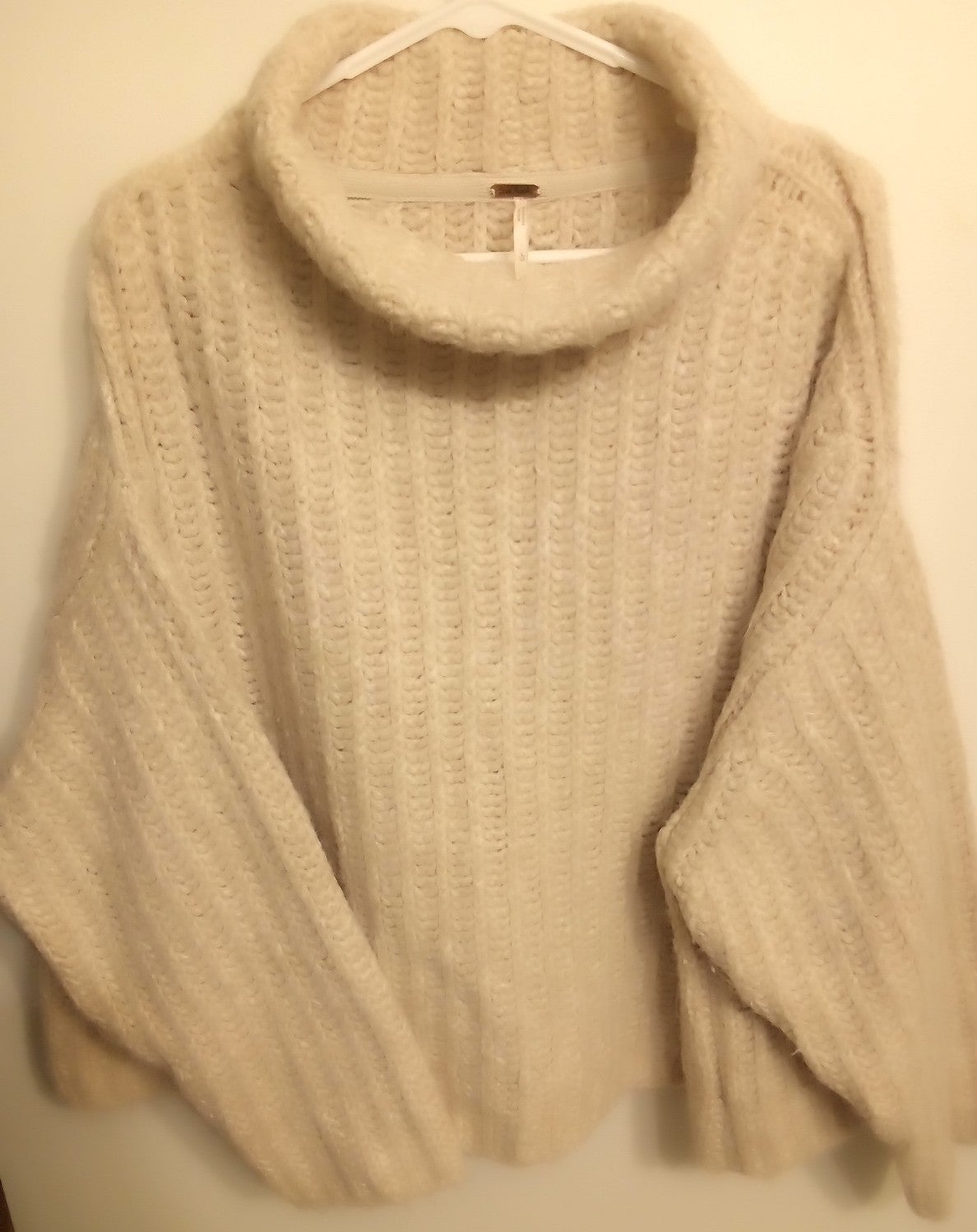 Free People Cable Knit Sweater Turtle Neck Size L