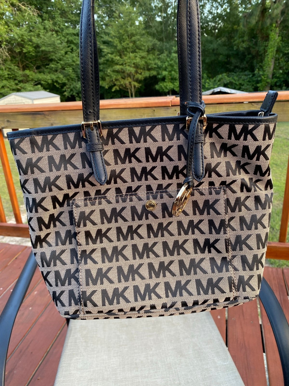 Michael Kors Medium TZ SNAP PCKT Tote