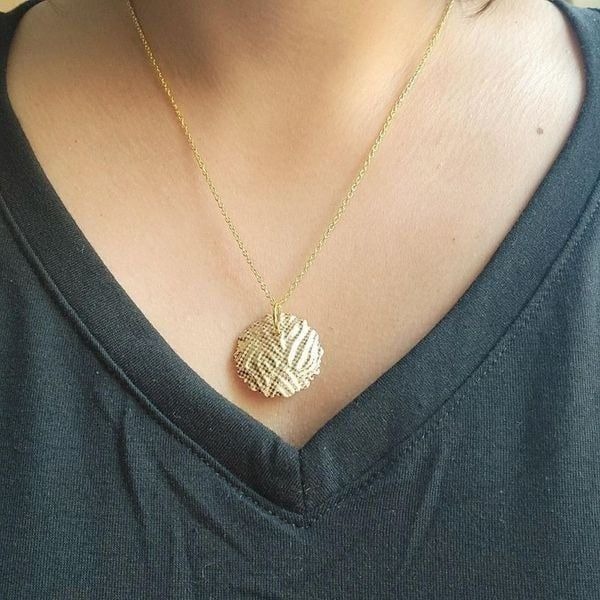 Vintage Gold Medallion Checquered Necklace