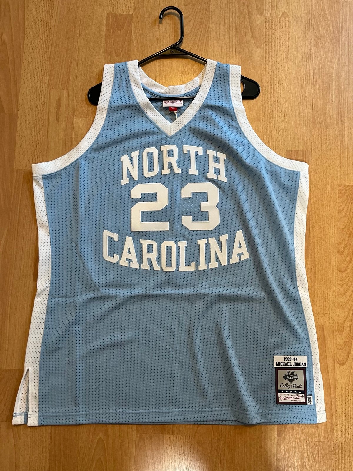 Michael Jordan, North Carolina authentic jersey size XXL