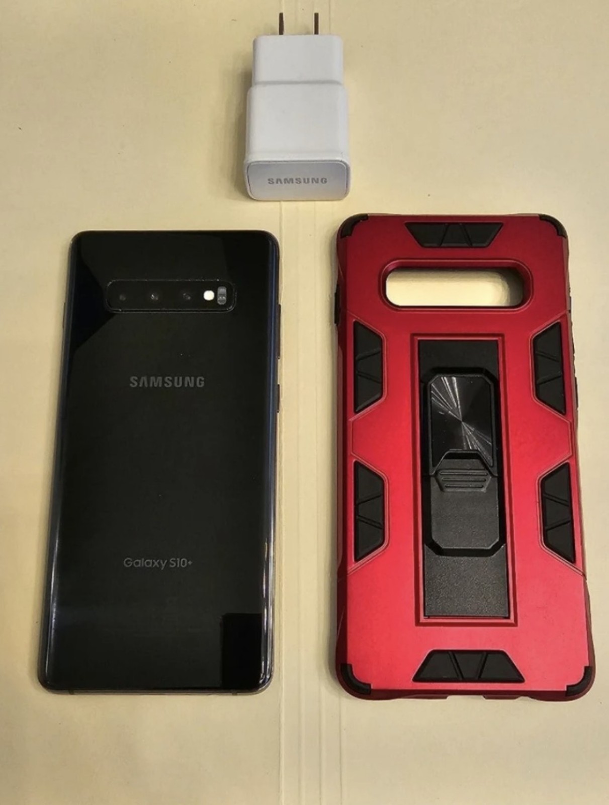 Samsung Galaxy S10+ Black - 128GB - 8GB RAM - Like New
