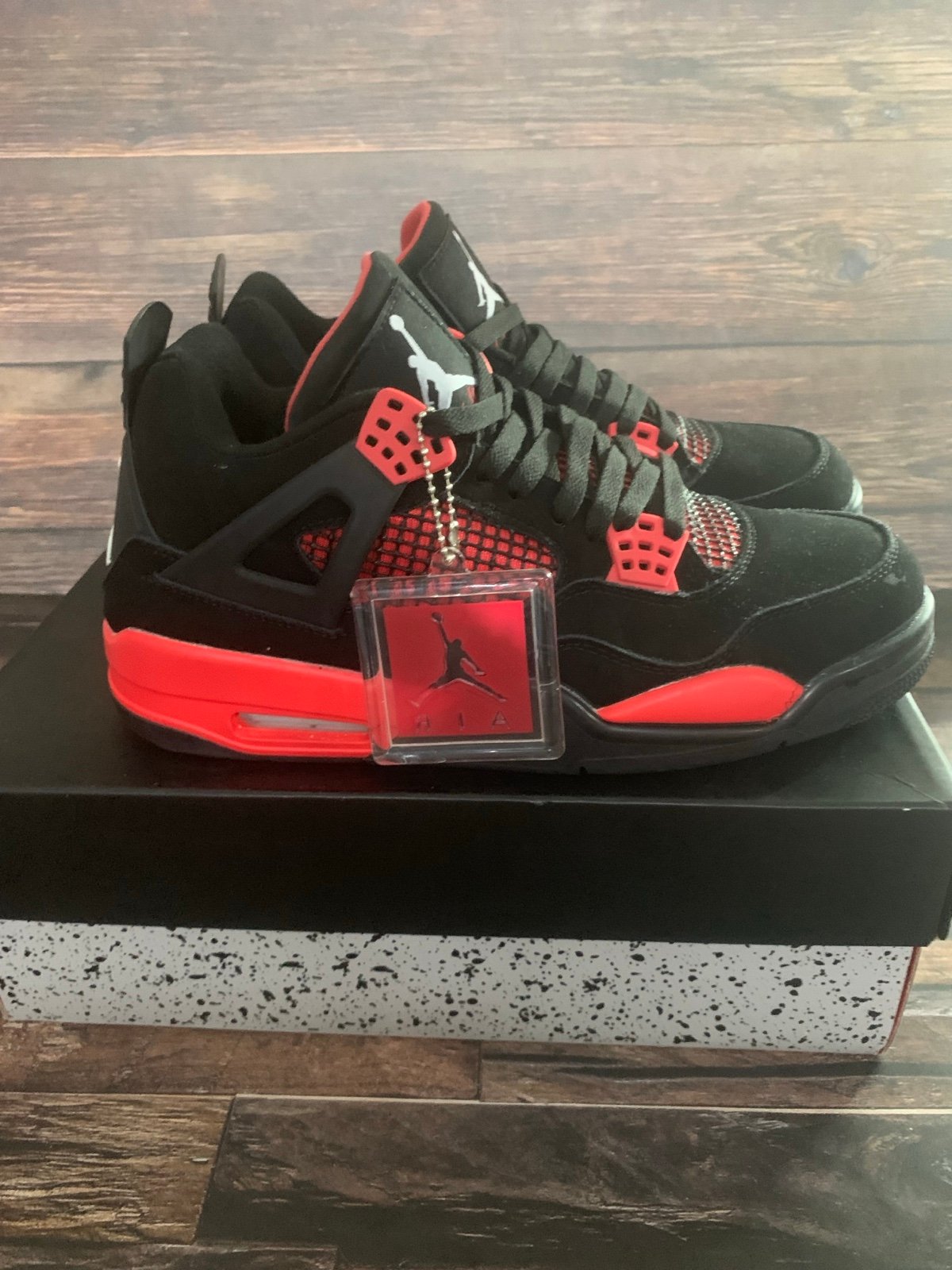 Jordan Red Thunder men size 8.5