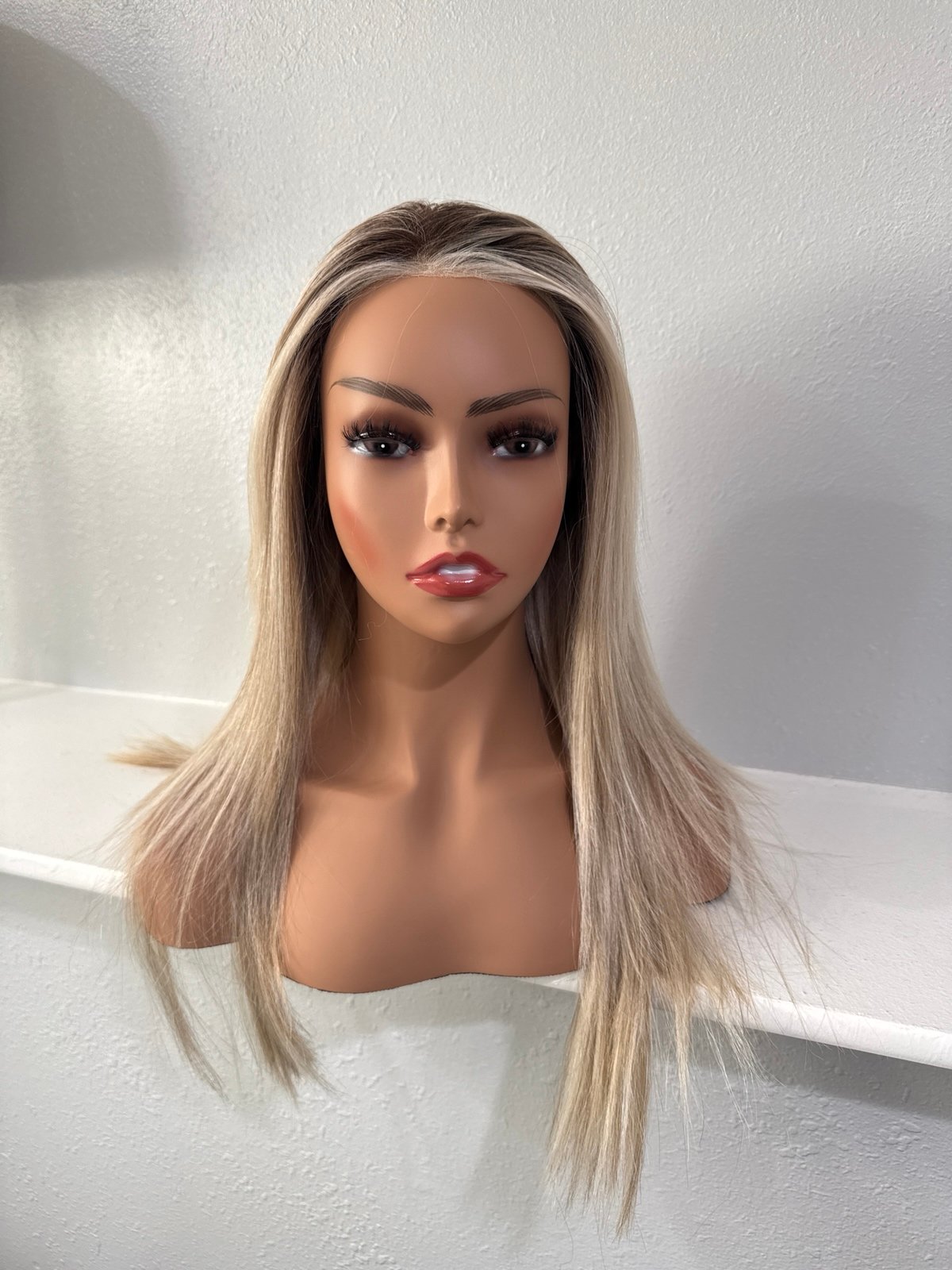 Raquel Welch “Scene Stealer” in shaded biscuit PRICE IS FIRM-NO OFFERS