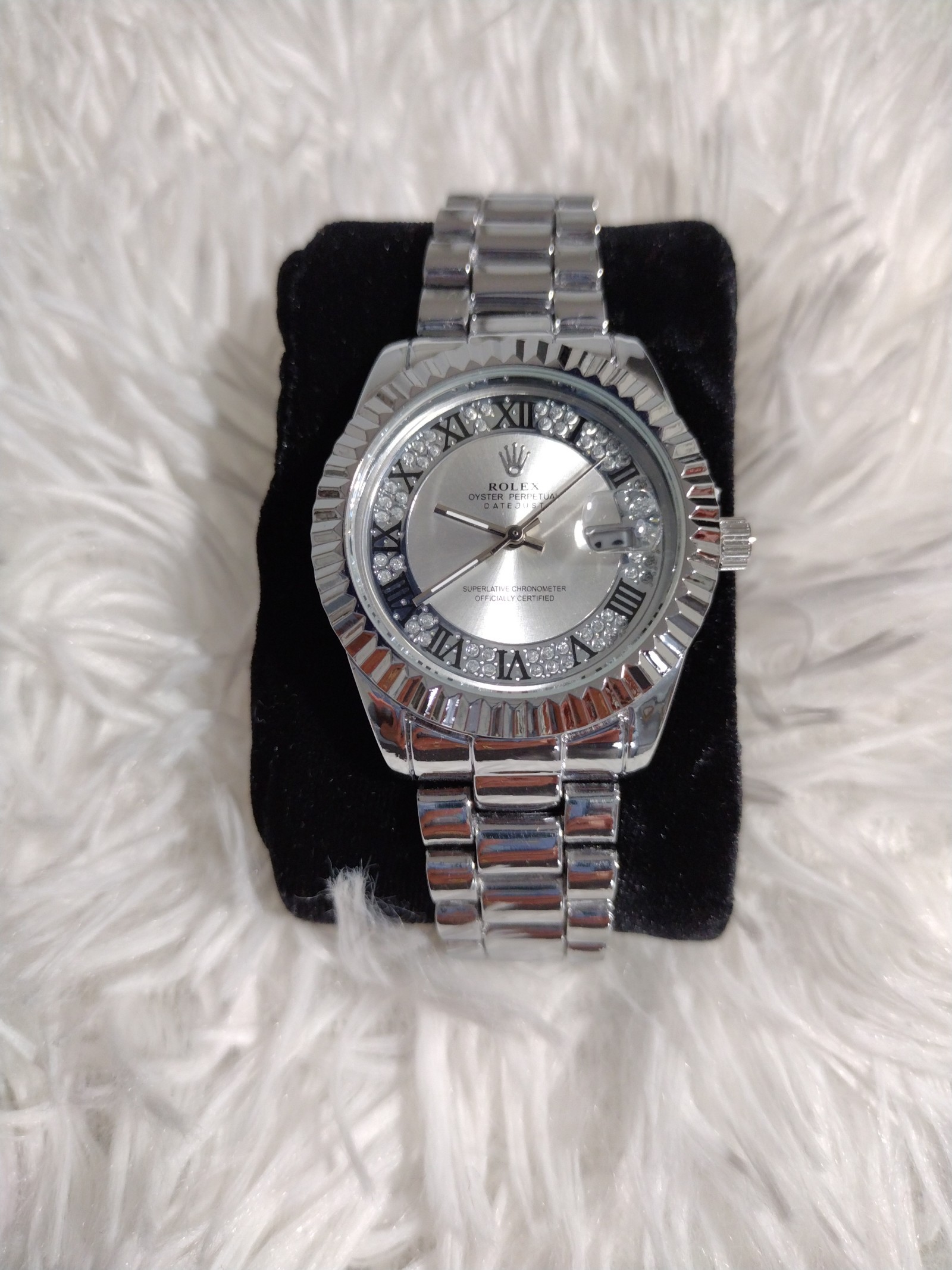 Luxury Quartz Stainless Steel Inspired Watch 37 mm Diam Silver Plated Color #12