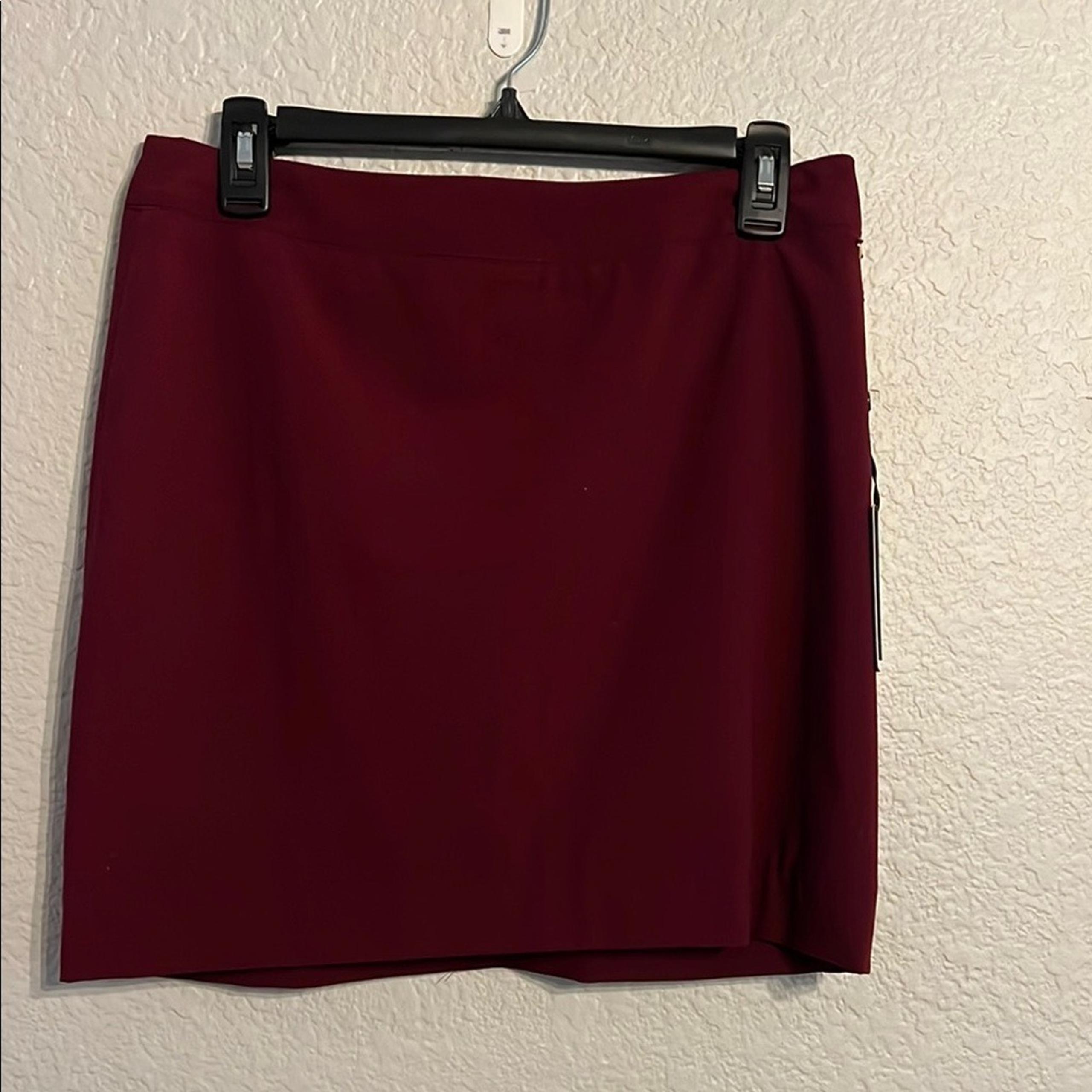 New Burgandy Skirt Mini - DKNY