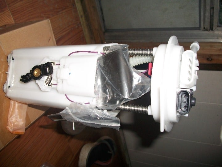 Masko OEM Fuel Pump E3552M Retail is 100