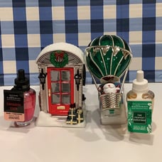 BBW HOLIDAY WALLFLOWER PLUGS & REFILL BULBS
