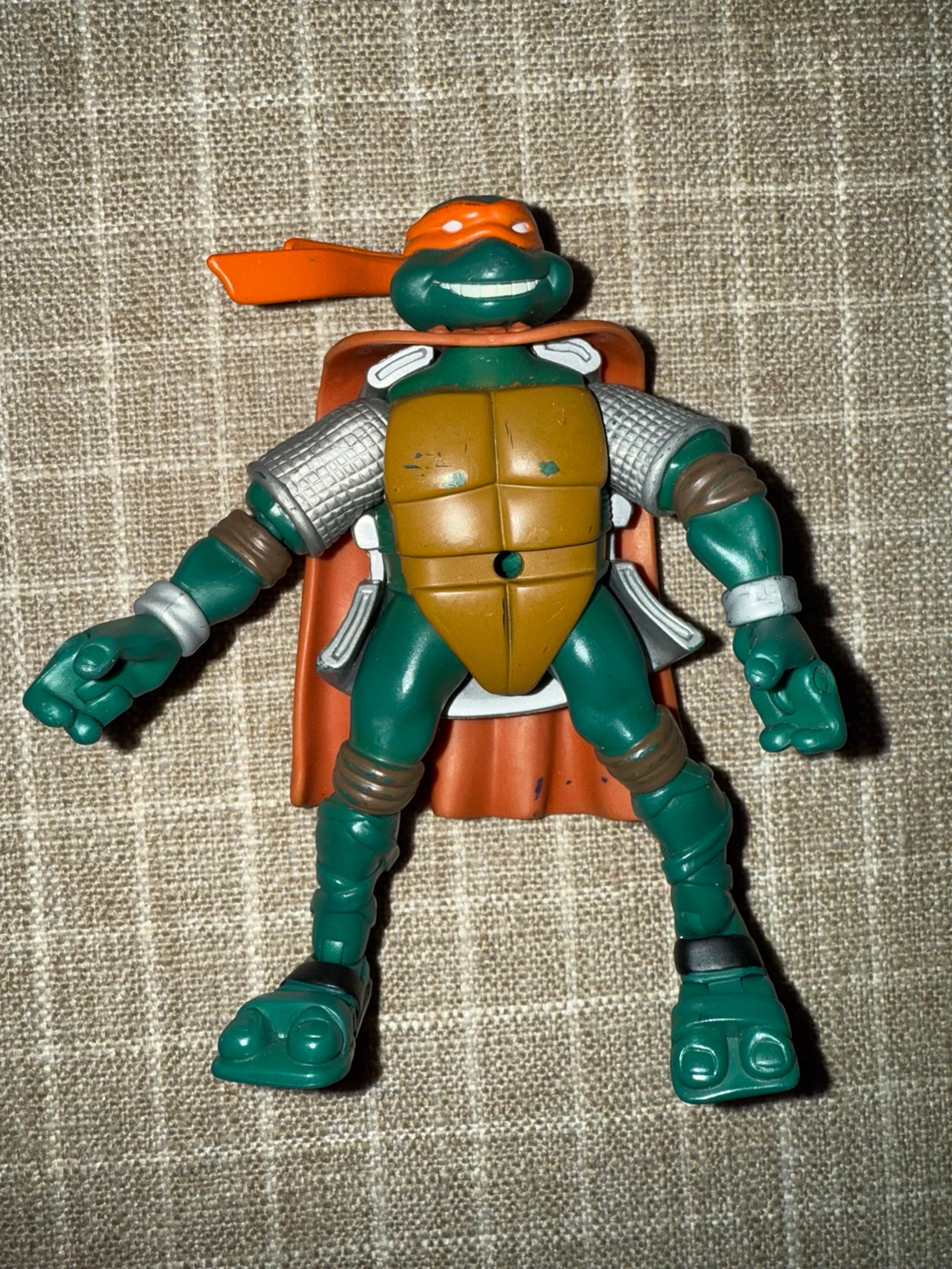 TMNT 2004 Knight Ninja Mike Action Figure Playmates Teenage Mutant Ninja Turtles