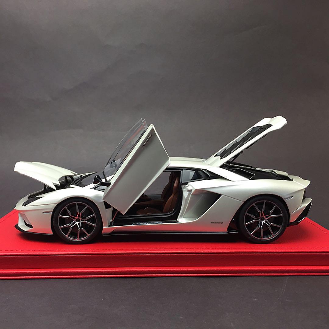 Lamborghini Aventador S miniature car