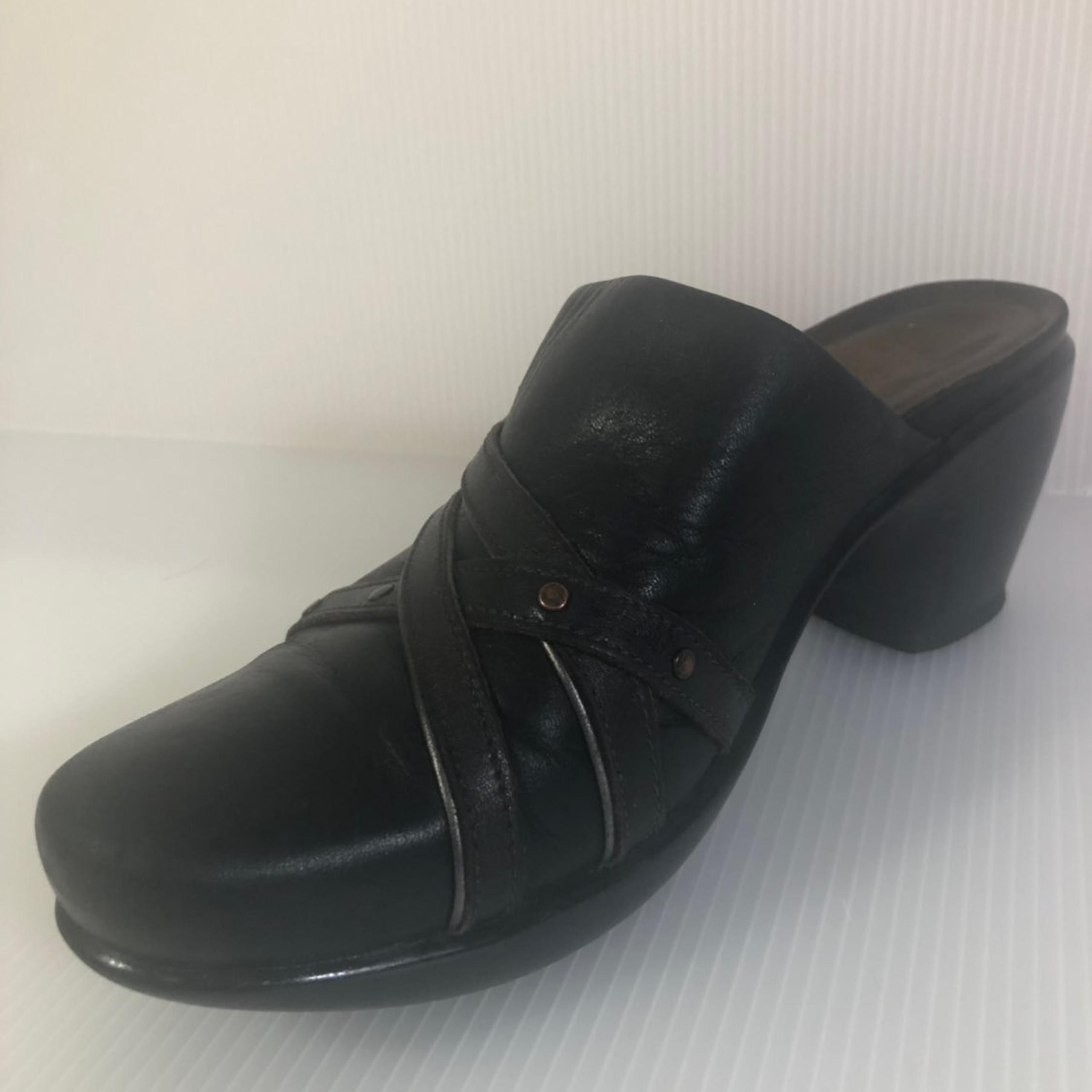 NAOT Leather Clog Mules Size 8