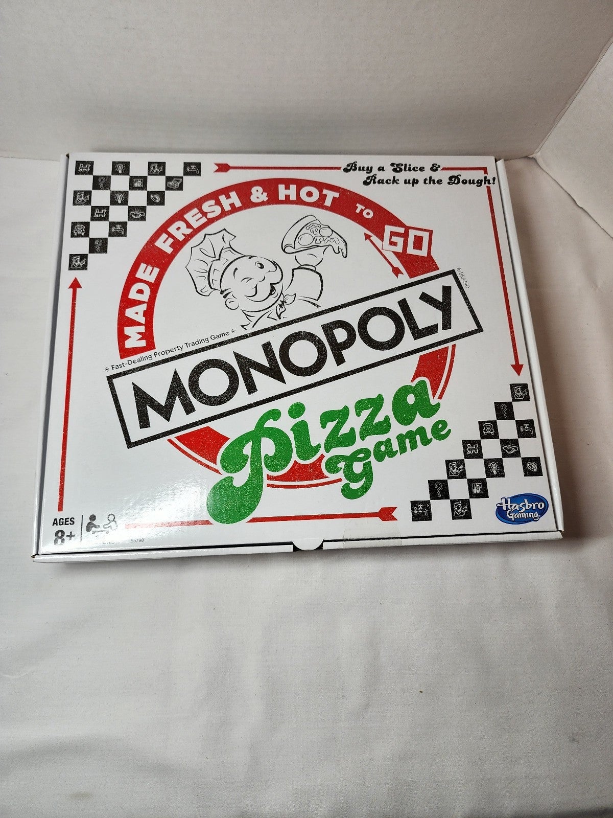 MONOPOLY PIZZA Board Game NEW
