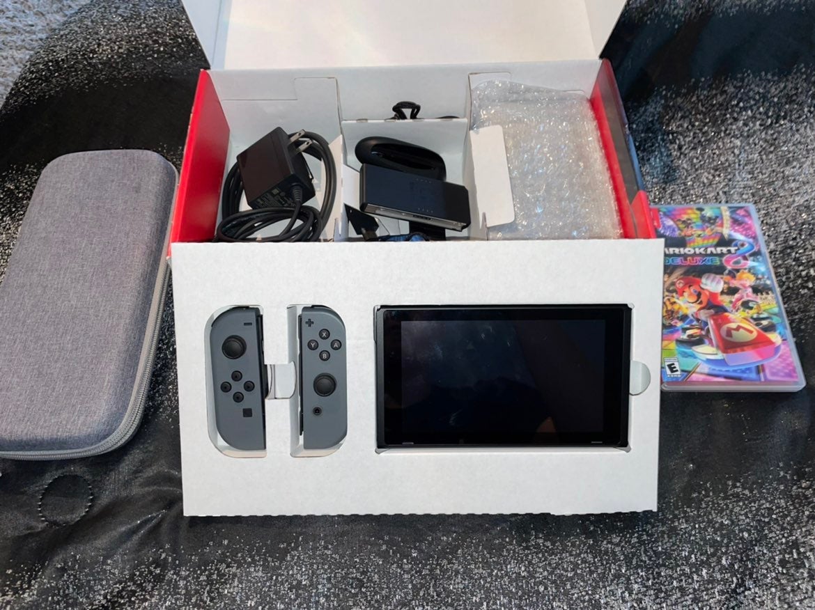 Nintendo Switch Console
