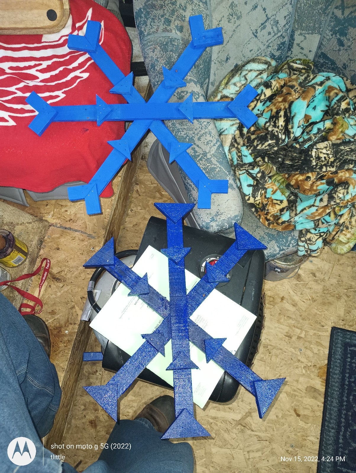 Country primitive Reclaimed repurposed barnwood snowflakes Christmas holiday