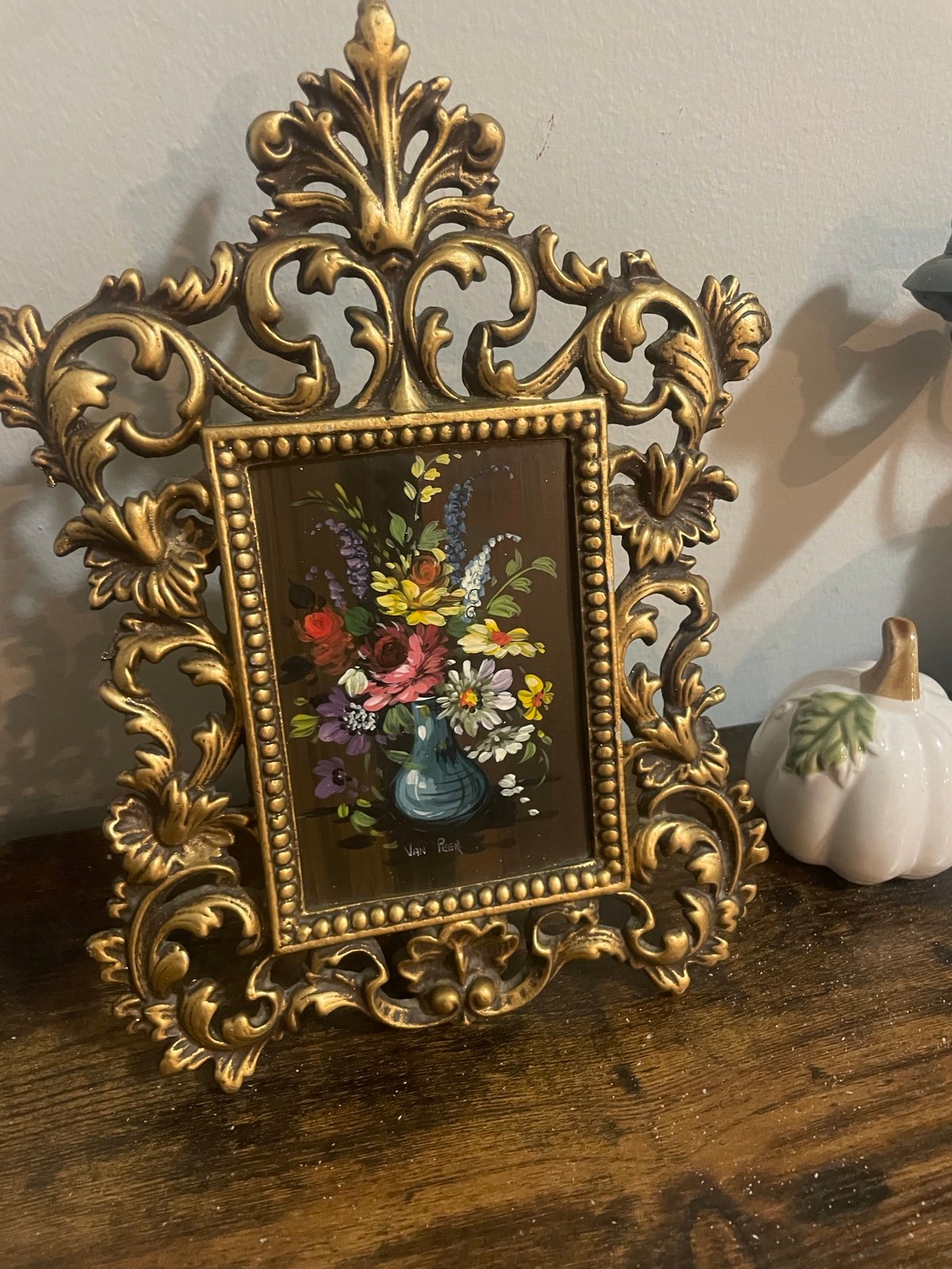 Vintage van peer oil painting gold frame