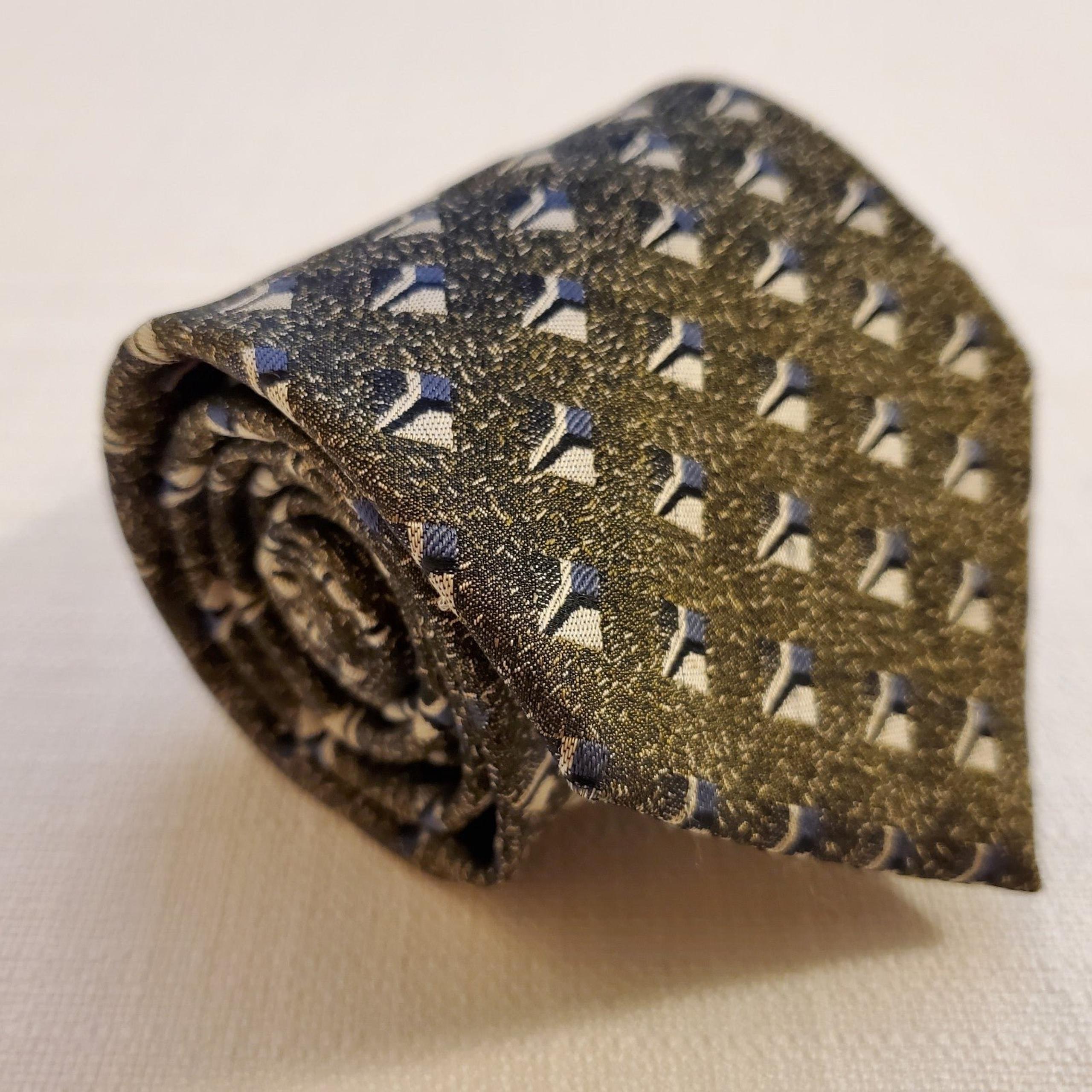 Andrew Fezza Necktie Green Geometric Pattern Men's Silk Neck Tie 
58x4"